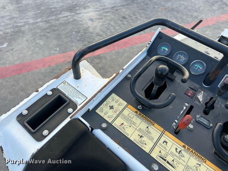 image for item EJ3027 2020 Bobcat MT100 compact utility loader