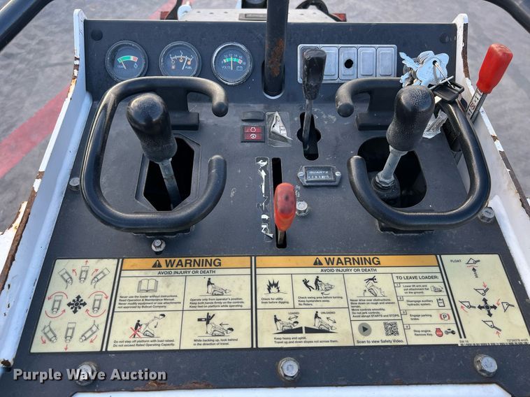 image for item EJ3027 2020 Bobcat MT100 compact utility loader