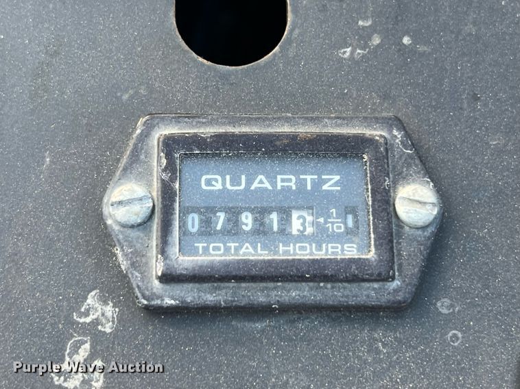 image for item EJ3027 2020 Bobcat MT100 compact utility loader