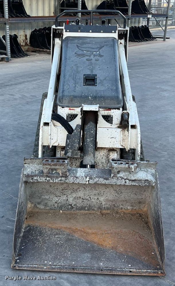 image for item EJ3028 2018 Bobcat MT85 compact utility loader