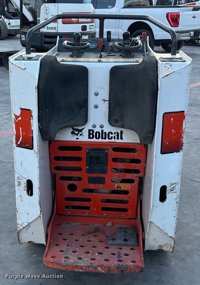 image for item EJ3028 2018 Bobcat MT85 compact utility loader