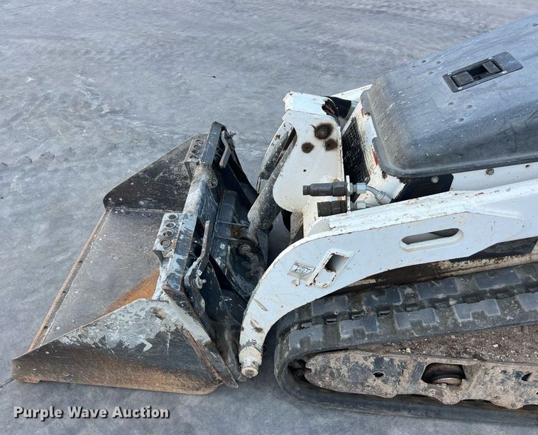 image for item EJ3028 2018 Bobcat MT85 compact utility loader