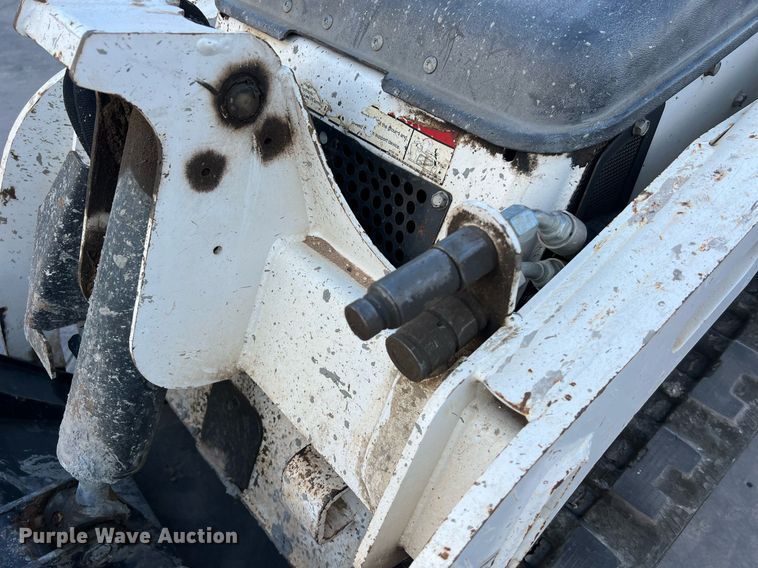 image for item EJ3028 2018 Bobcat MT85 compact utility loader