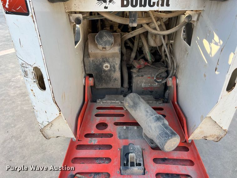 image for item EJ3028 2018 Bobcat MT85 compact utility loader