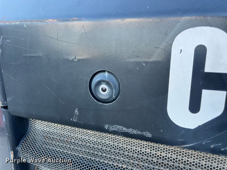 image for item EJ3029 2016 Caterpillar 272D2 XHP skid steer loader