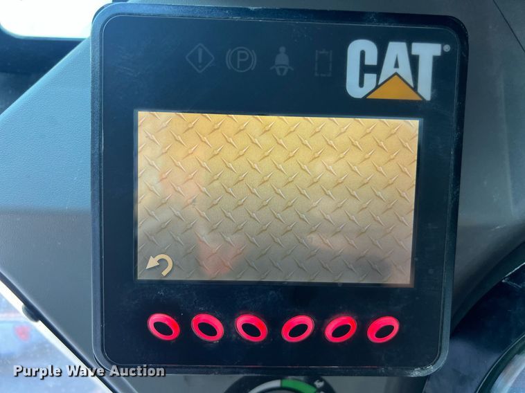 image for item EJ3029 2016 Caterpillar 272D2 XHP skid steer loader
