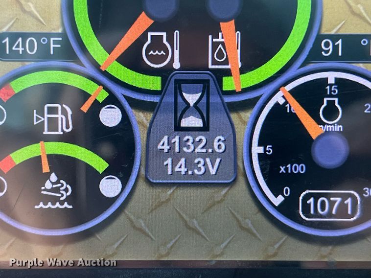 image for item EJ3029 2016 Caterpillar 272D2 XHP skid steer loader