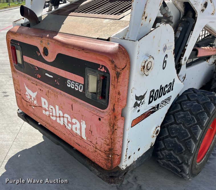 image for item EJ3030 2014 Bobcat S650 skid steer loader