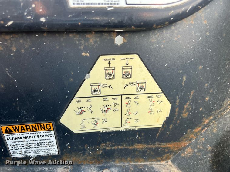 image for item EJ3030 2014 Bobcat S650 skid steer loader