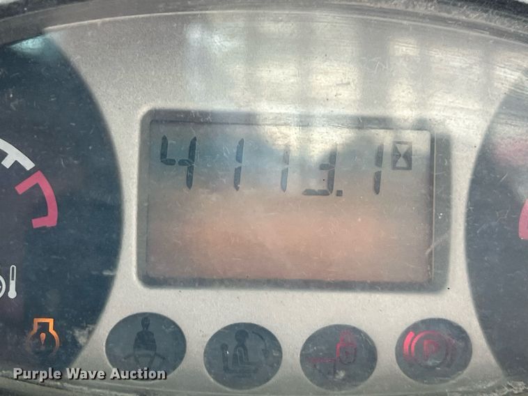 image for item EJ3030 2014 Bobcat S650 skid steer loader