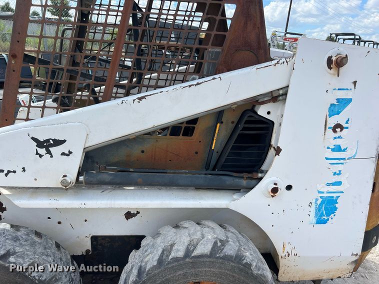 image for item EJ3031 1995 Bobcat 753 skid steer loader