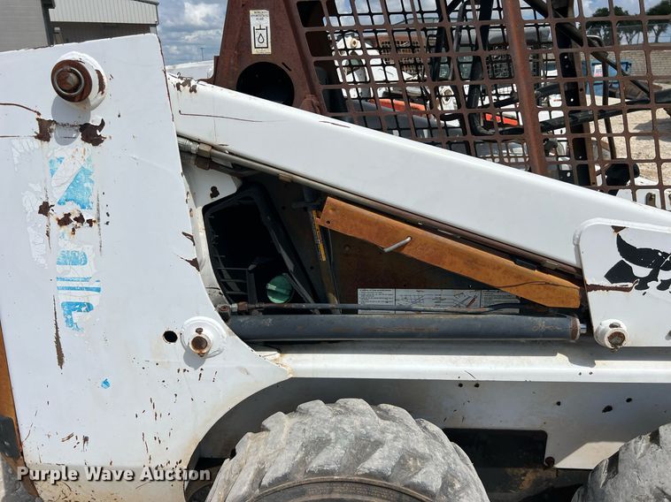 image for item EJ3031 1995 Bobcat 753 skid steer loader