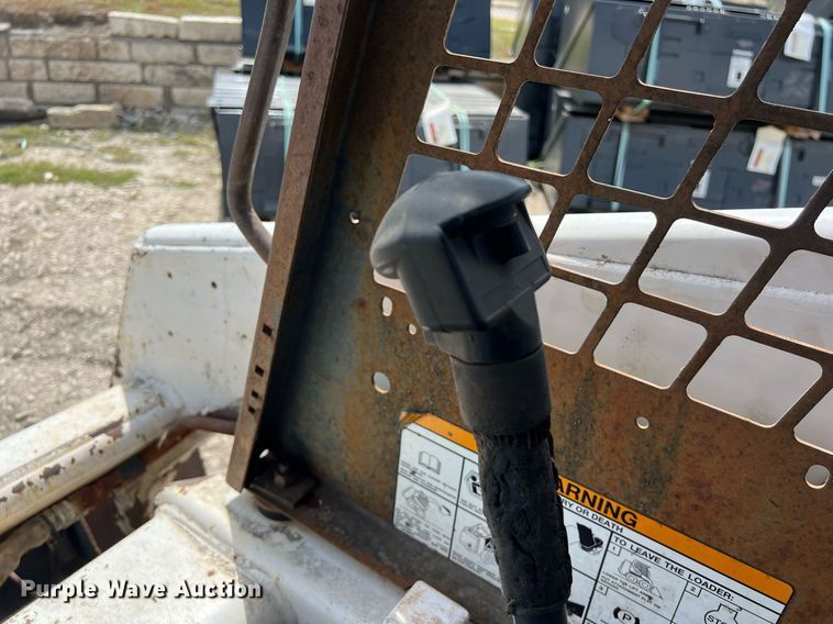 image for item EJ3031 1995 Bobcat 753 skid steer loader