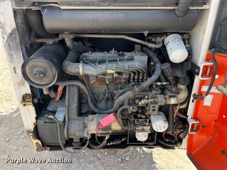 image for item EJ3031 1995 Bobcat 753 skid steer loader