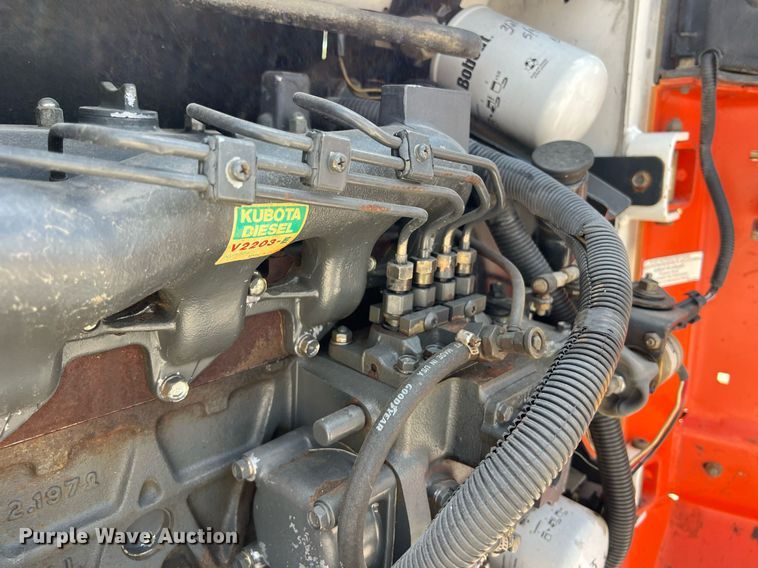 image for item EJ3031 1995 Bobcat 753 skid steer loader