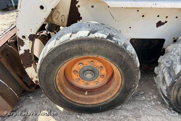 image for item EJ3031 1995 Bobcat 753 skid steer loader