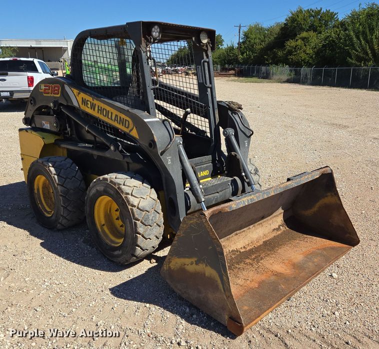 image for item EJ3061 2012 New Holland L218 skid steer loader
