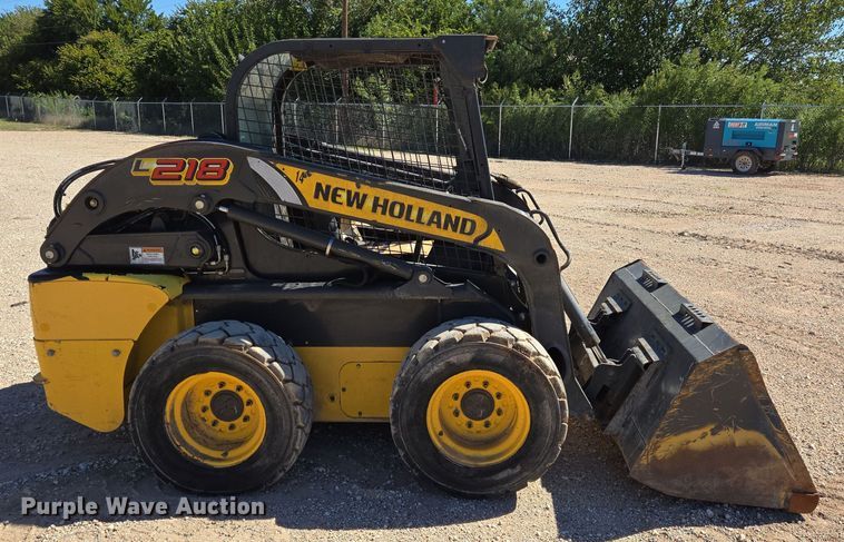 image for item EJ3061 2012 New Holland L218 skid steer loader