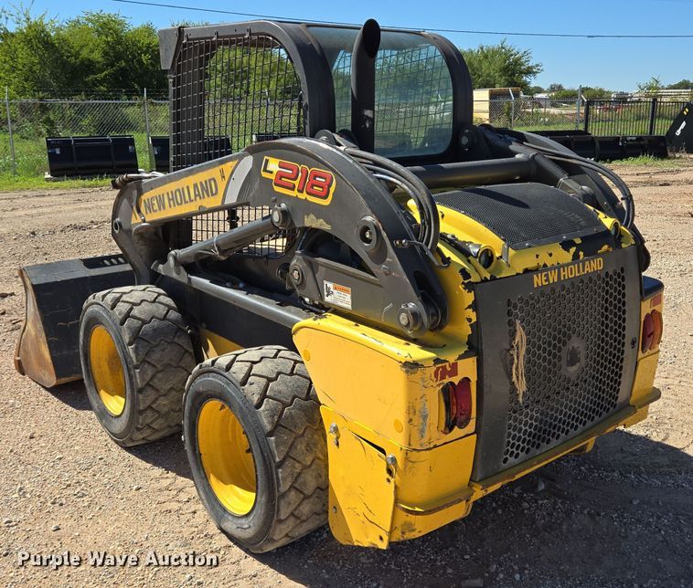 image for item EJ3061 2012 New Holland L218 skid steer loader