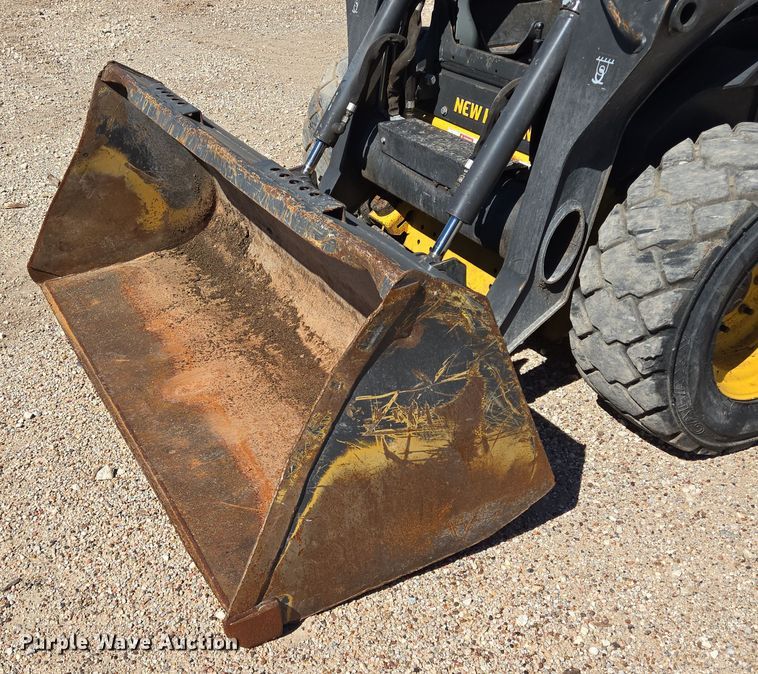 image for item EJ3061 2012 New Holland L218 skid steer loader