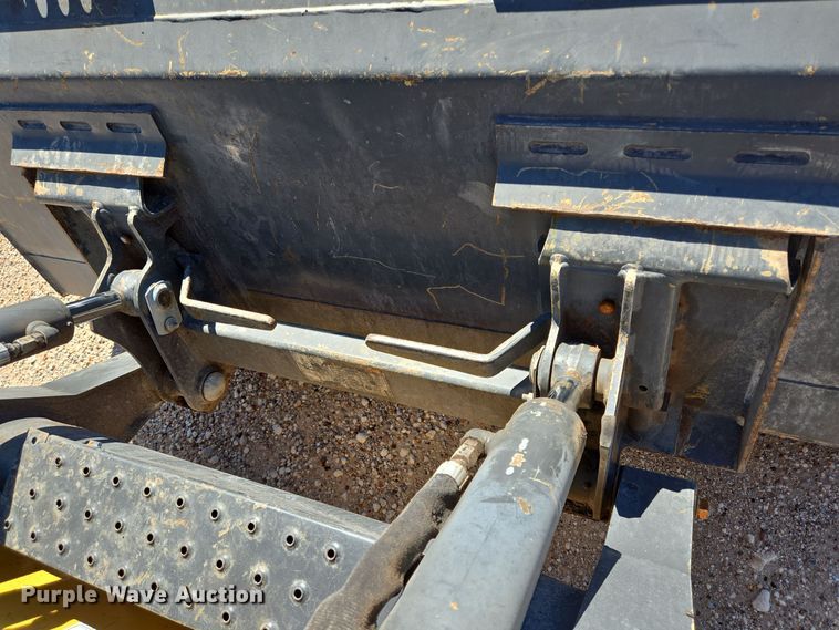 image for item EJ3061 2012 New Holland L218 skid steer loader