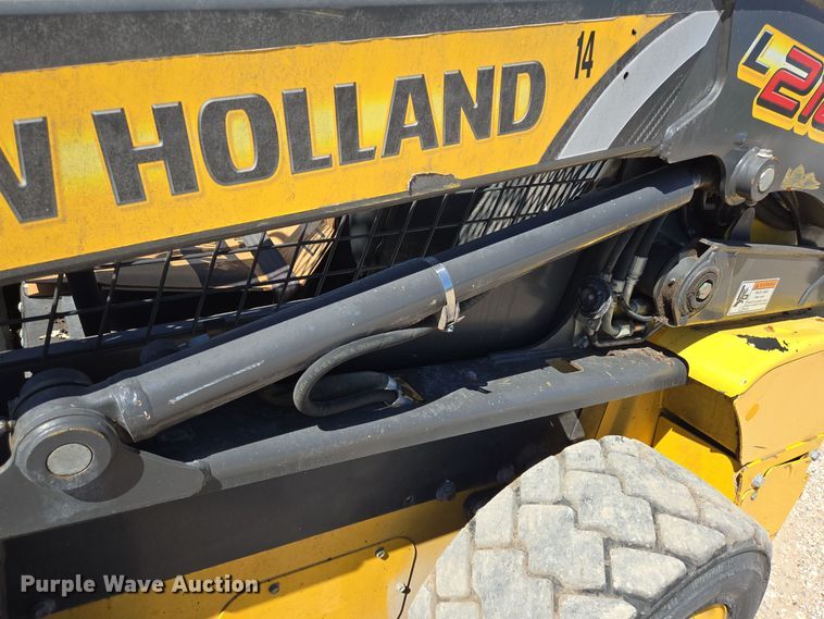 image for item EJ3061 2012 New Holland L218 skid steer loader