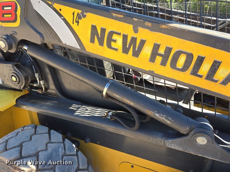 image for item EJ3061 2012 New Holland L218 skid steer loader