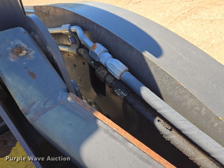 image for item EJ3061 2012 New Holland L218 skid steer loader