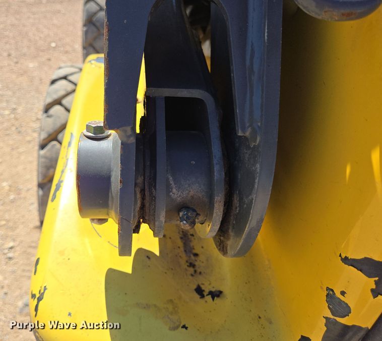 image for item EJ3061 2012 New Holland L218 skid steer loader