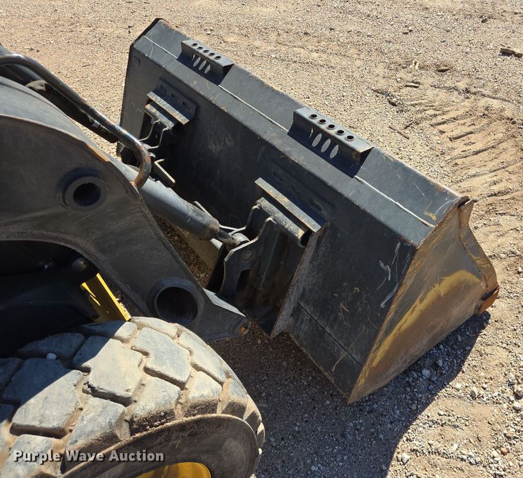 image for item EJ3061 2012 New Holland L218 skid steer loader