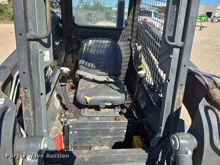 image for item EJ3061 2012 New Holland L218 skid steer loader