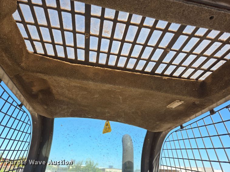 image for item EJ3061 2012 New Holland L218 skid steer loader