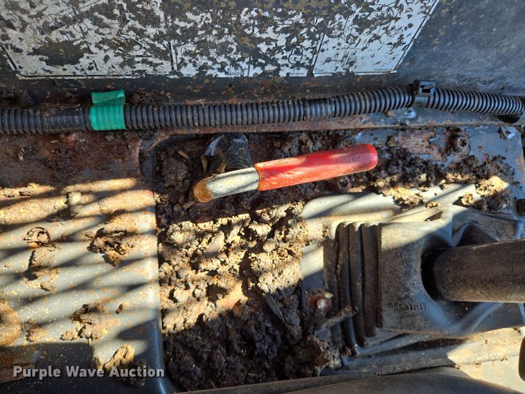 image for item EJ3061 2012 New Holland L218 skid steer loader