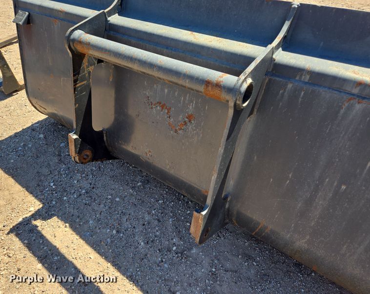 image for item EJ3063 2018 Bobcat V723 telehandler