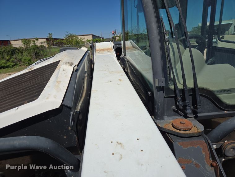 image for item EJ3063 2018 Bobcat V723 telehandler