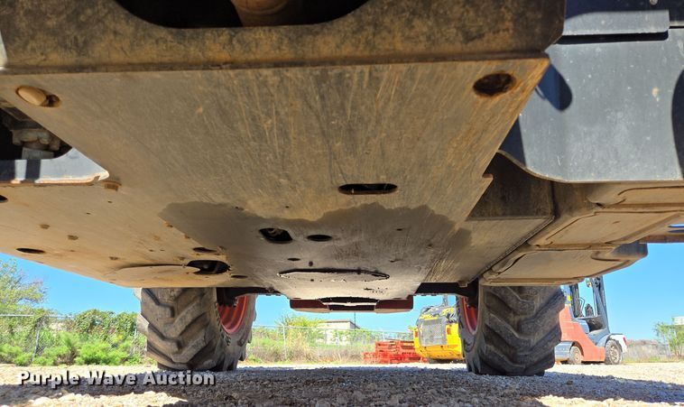 image for item EJ3063 2018 Bobcat V723 telehandler