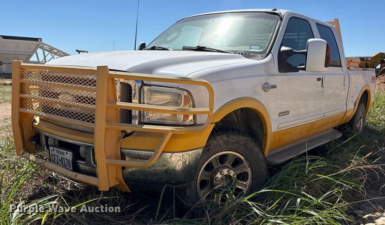 image for item EJ3077 2006 Ford F250 Crew Cab pickup truck