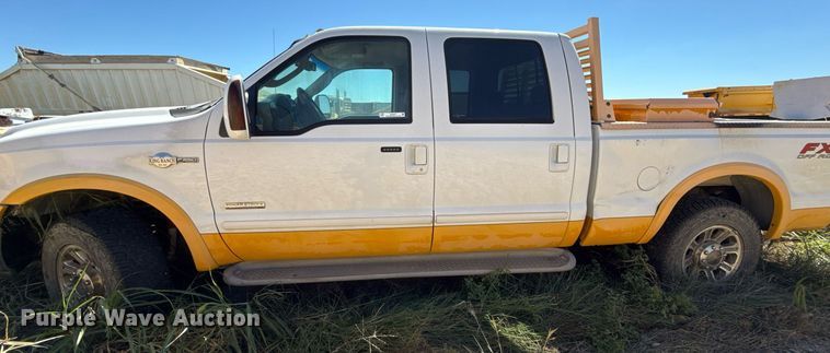 image for item EJ3077 2006 Ford F250 Crew Cab pickup truck