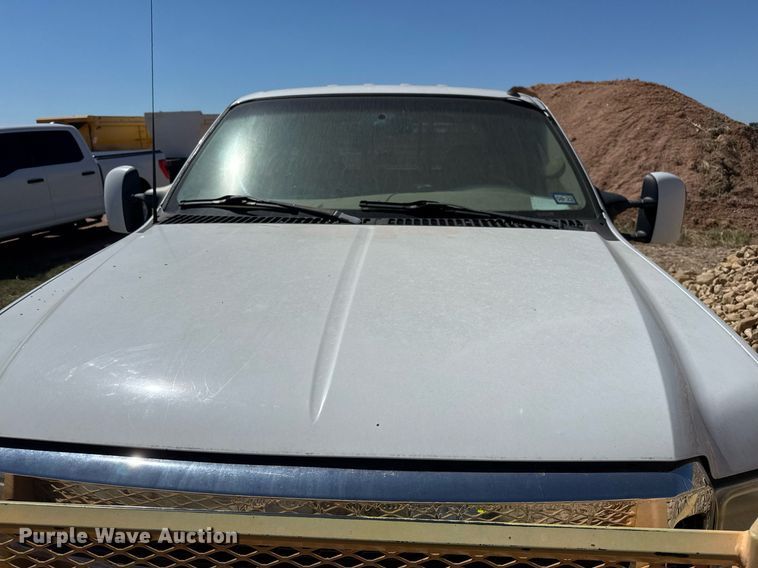 image for item EJ3077 2006 Ford F250 Crew Cab pickup truck