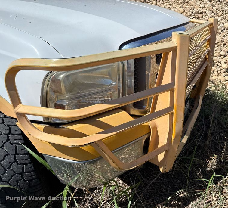 image for item EJ3077 2006 Ford F250 Crew Cab pickup truck