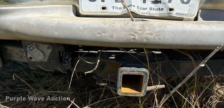 image for item EJ3077 2006 Ford F250 Crew Cab pickup truck