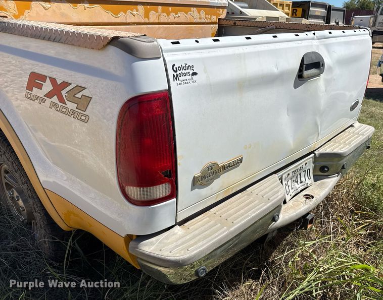 image for item EJ3077 2006 Ford F250 Crew Cab pickup truck