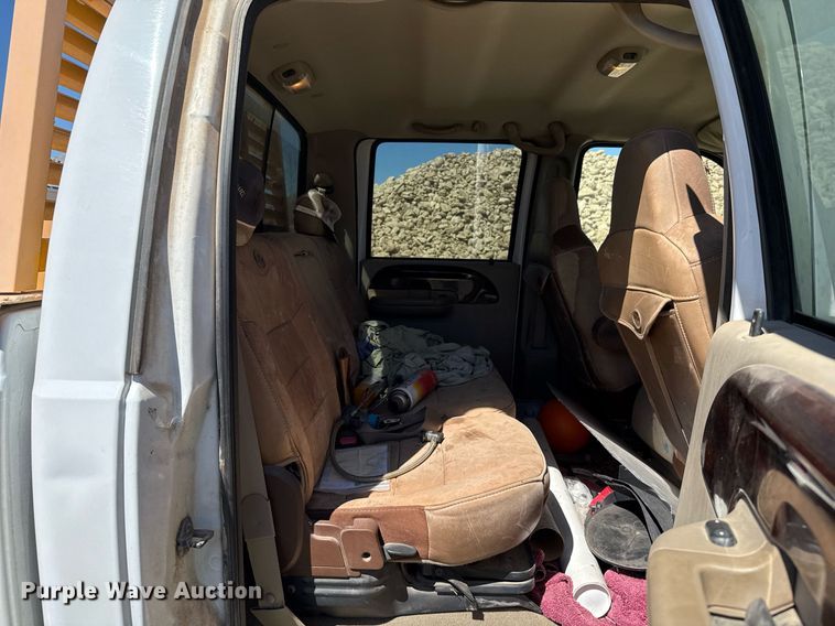 image for item EJ3077 2006 Ford F250 Crew Cab pickup truck