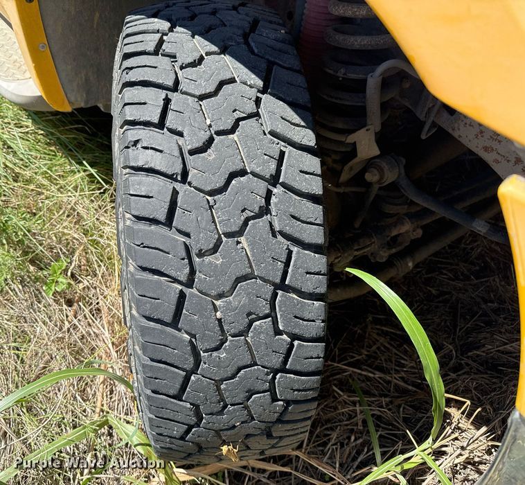 image for item EJ3077 2006 Ford F250 Crew Cab pickup truck