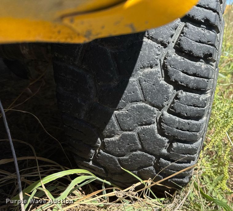 image for item EJ3077 2006 Ford F250 Crew Cab pickup truck