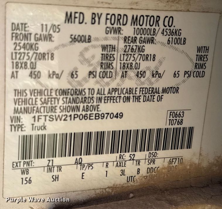 image for item EJ3077 2006 Ford F250 Crew Cab pickup truck