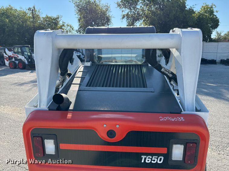 image for item EJ3093 2017 Bobcat T650 tracked skid steer loader