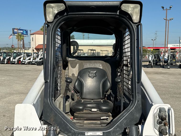 image for item EJ3093 2017 Bobcat T650 tracked skid steer loader