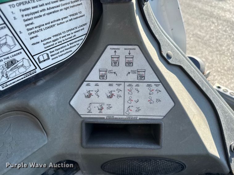 image for item EJ3093 2017 Bobcat T650 tracked skid steer loader