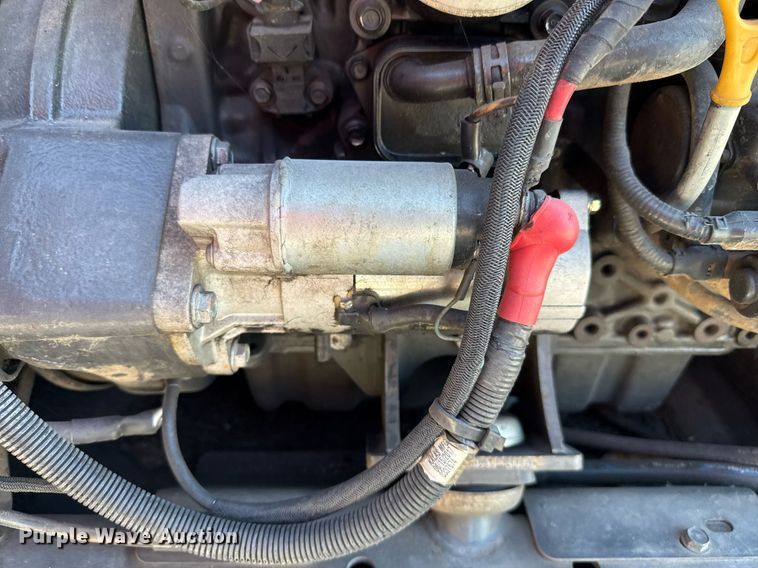 image for item EJ3093 2017 Bobcat T650 tracked skid steer loader